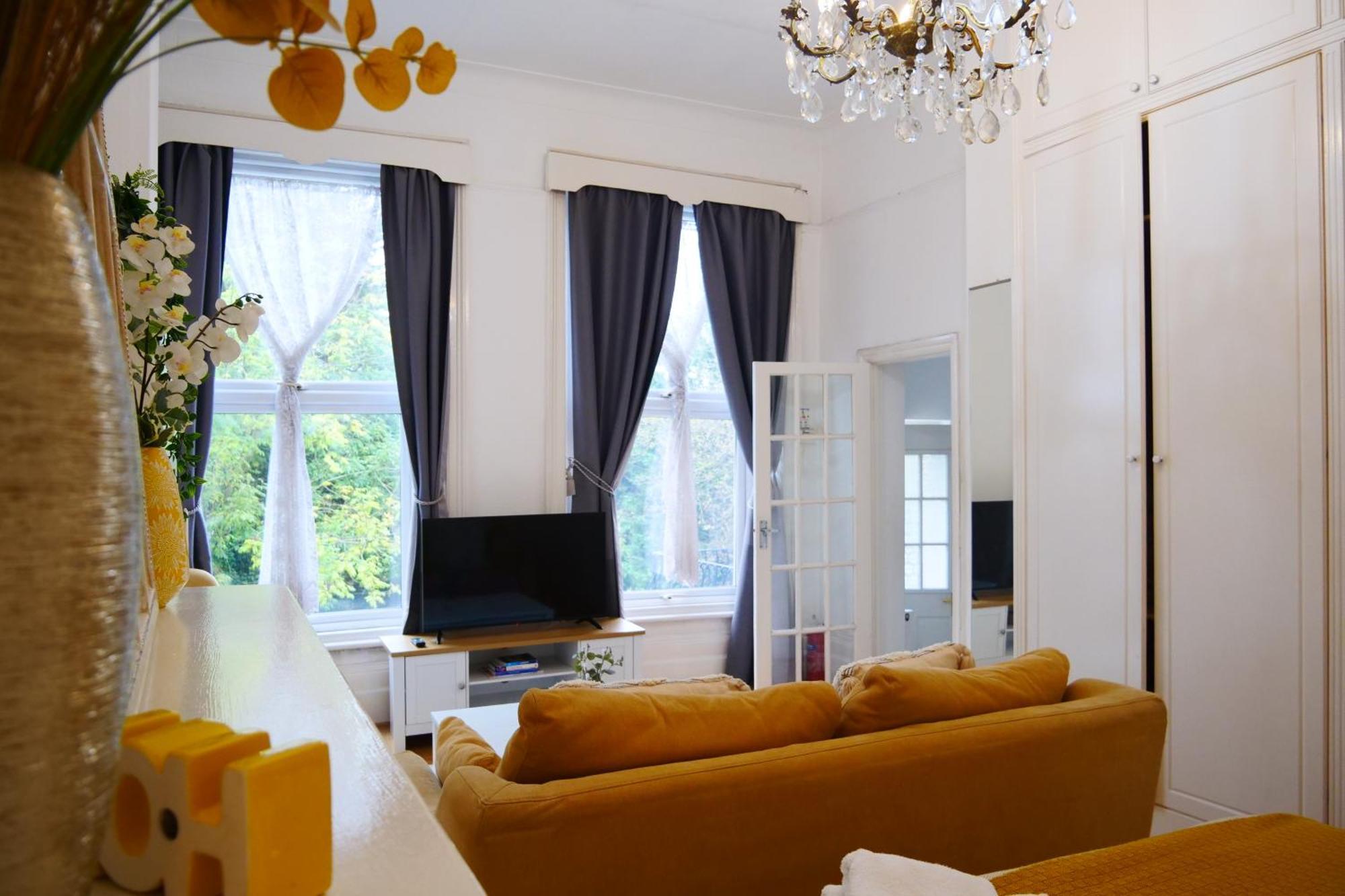 Bright Garden Studio! * Londra